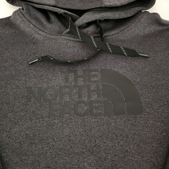 The North Face Men’s Heathered Charcoal Logo Fleece Pullover Hoodie M - like new - Picture 3 of 12